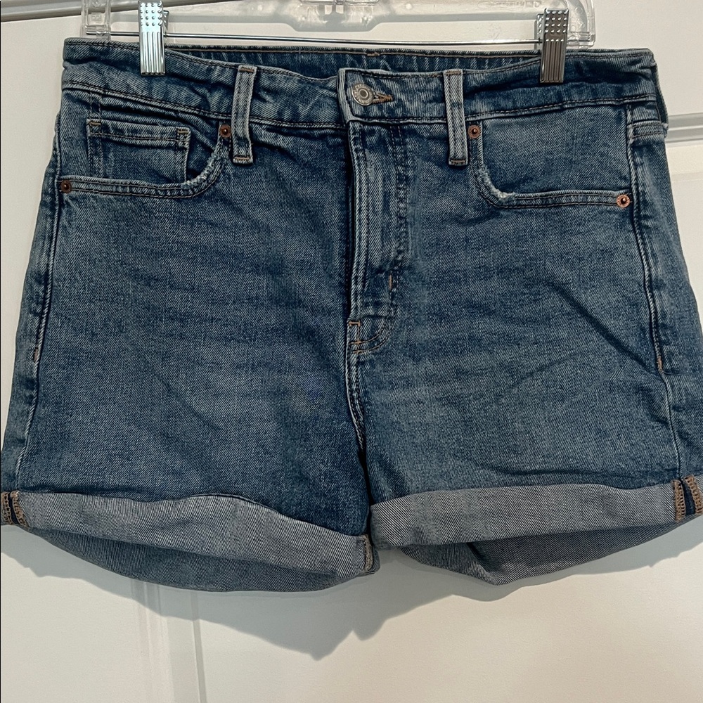 Old Navy O.G. High Rise Jean Shorts Women’s Size 10 Blue Cuffed Denim